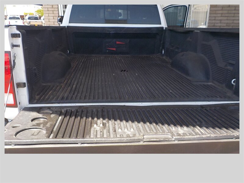 Used 2015 RAM 3500 SLT AWD/4WD image 37