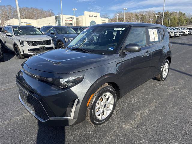 Used 2023 Kia Soul LX w/ Option Group 015 image 3