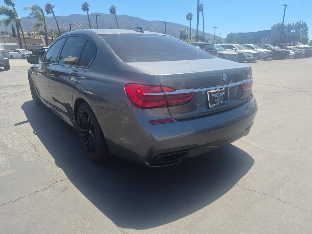 Used 2018 BMW 740i RWD image 5