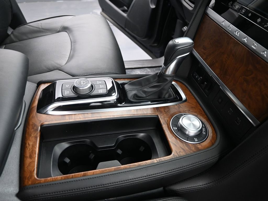 Used 2024 Nissan Armada SL w/ Captain's Chairs Package image 16