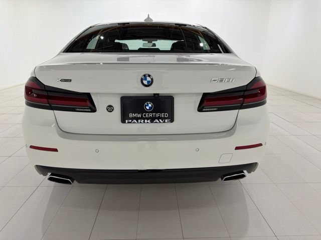 Certified 2023 BMW 530i xDrive w/ Convenience Package AWD/4WD image 4