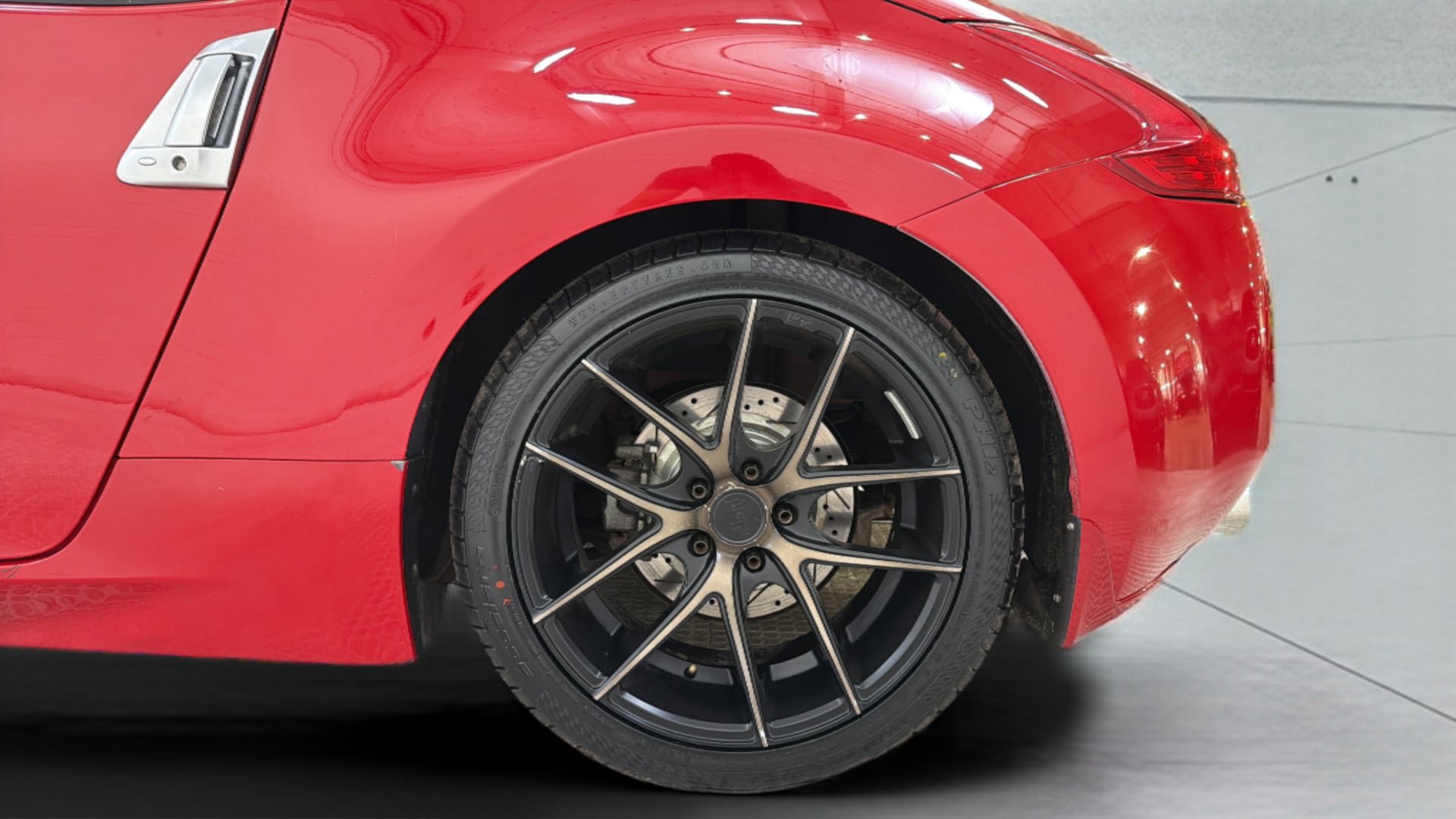 Used 2016 Nissan 370Z Coupe image 35