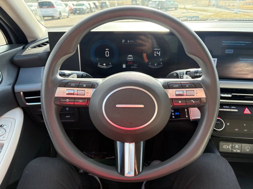Used 2025 Hyundai Sonata SEL FWD image 15