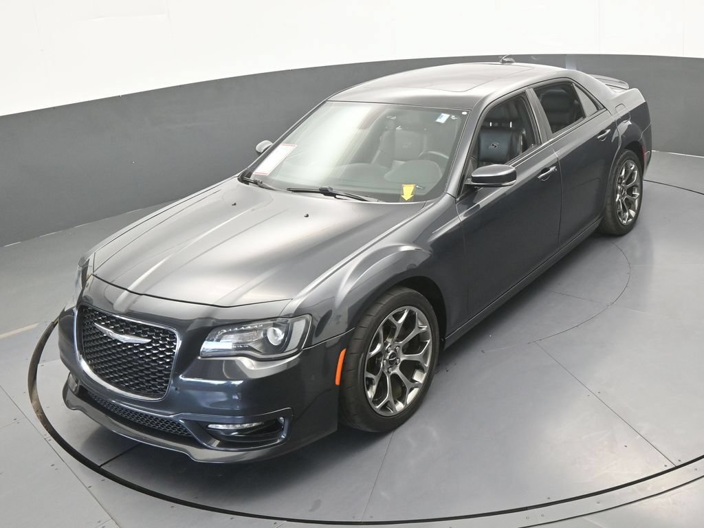 Used 2018 Chrysler 300 S w/ 300S Premium Group RWD image 47