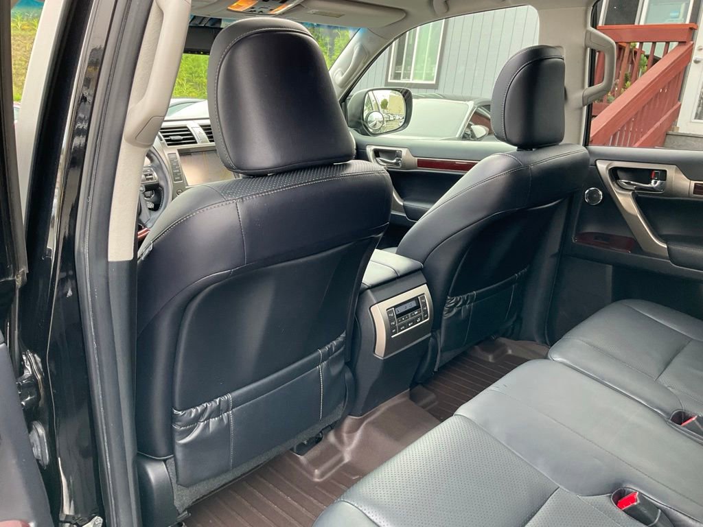 Used 2016 Lexus GX 460 Luxury AWD/4WD image 39
