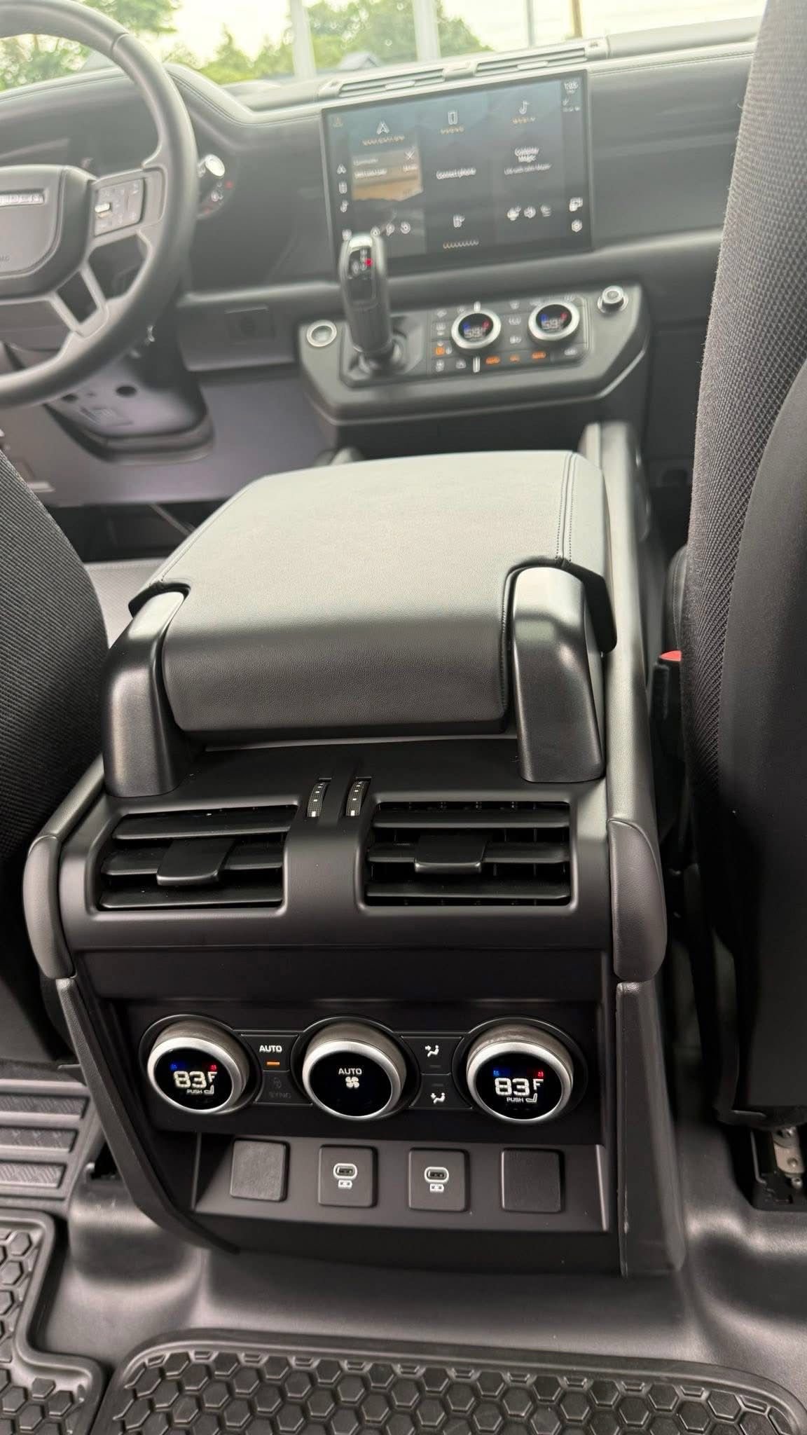 Used 2025 Land Rover Defender 110 X AWD/4WD image 20