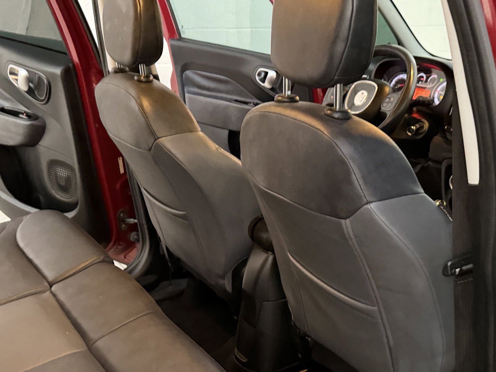 Used 2014 FIAT 500L Lounge image 26