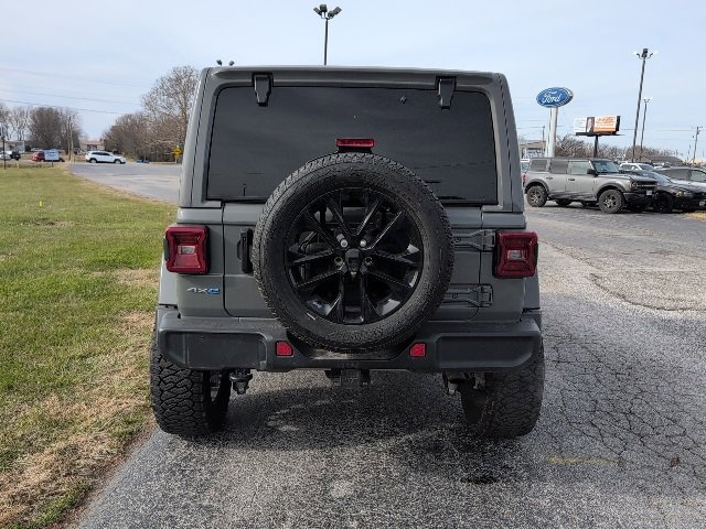 Used 2021 Jeep Wrangler Unlimited Sahara w/ Cold Weather Group image 7