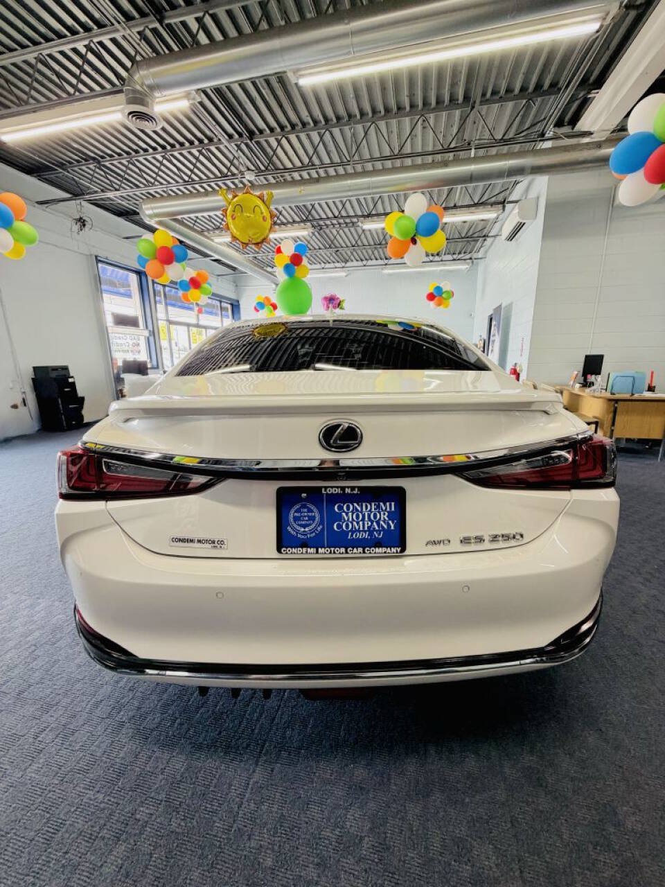 Used 2021 Lexus ES 250 w/ Premium Package AWD/4WD image 10