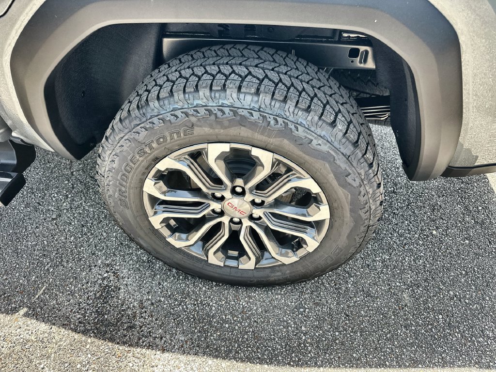New 2026 GMC Canyon Denali AWD/4WD image 12