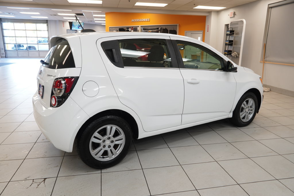 Used 2016 Chevrolet Sonic LT FWD image 12