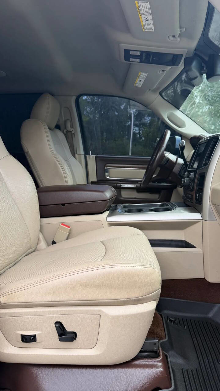 Used 2017 RAM 2500 Laramie w/ Protection Group image 29