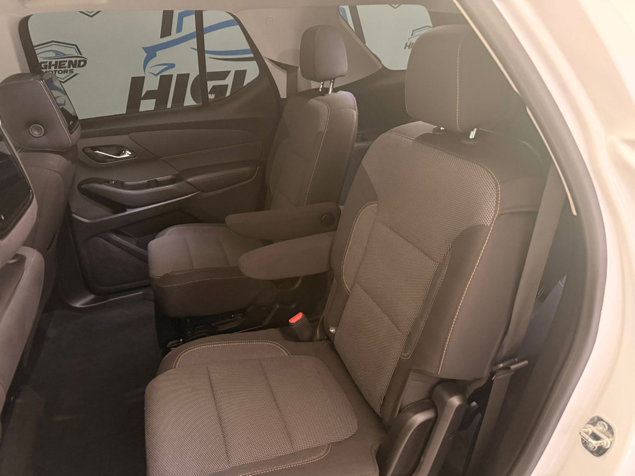 Used 2020 Chevrolet Traverse LT w/ Driver Confidence II Package image 17