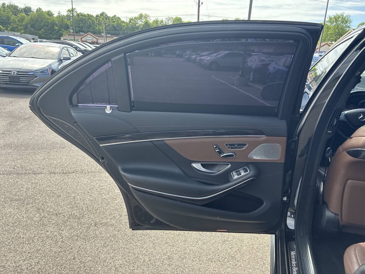 Used 2016 Mercedes-Benz S 550 4MATIC Sedan image 16