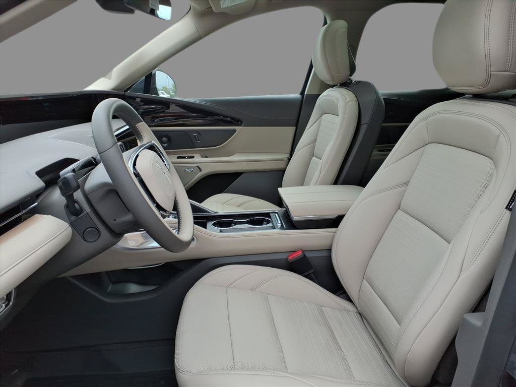 New 2025 Lincoln Nautilus Reserve w/ Jet Appearance Package AWD/4WD image 5