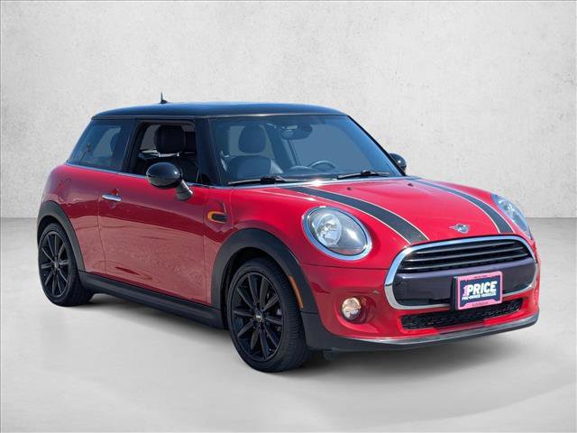 Used 2019 MINI Cooper 2-Door Hardtop image 3