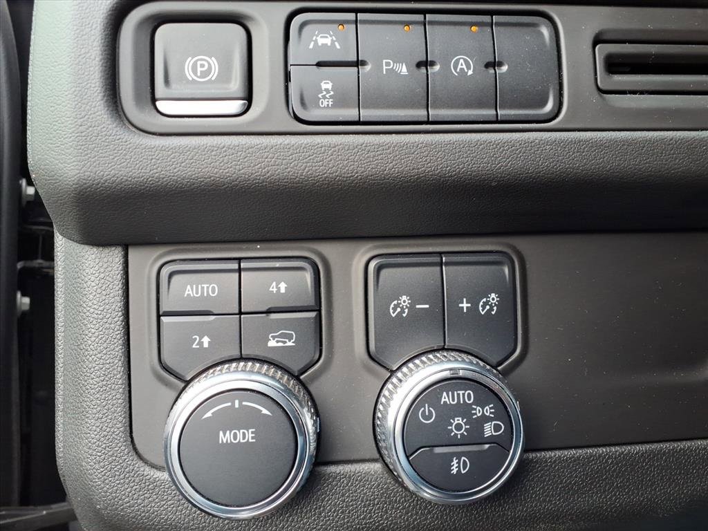 Used 2024 GMC Yukon SLT image 18