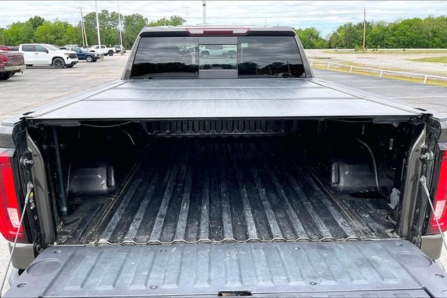 Used 2019 GMC Sierra 1500 SLT w/ SLT Premium Package AWD/4WD image 7