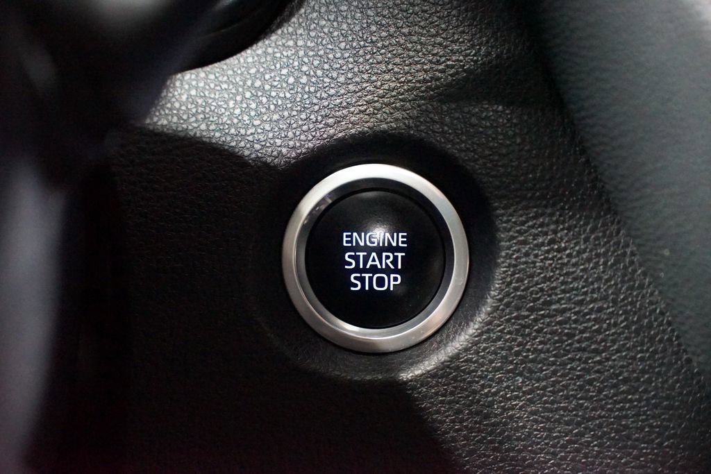 Used 2022 Toyota Corolla SE w/ SE Premium Package image 23