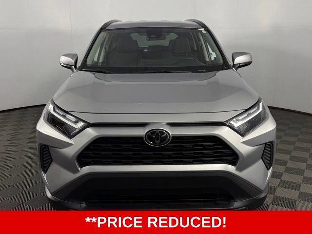 Used 2024 Toyota RAV4 XLE image 2