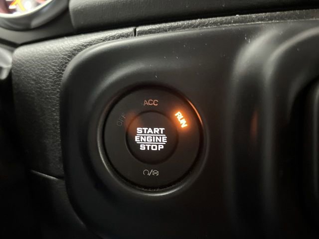 Used 2022 Jeep Wrangler Unlimited Sahara w/ Cold Weather Group image 17