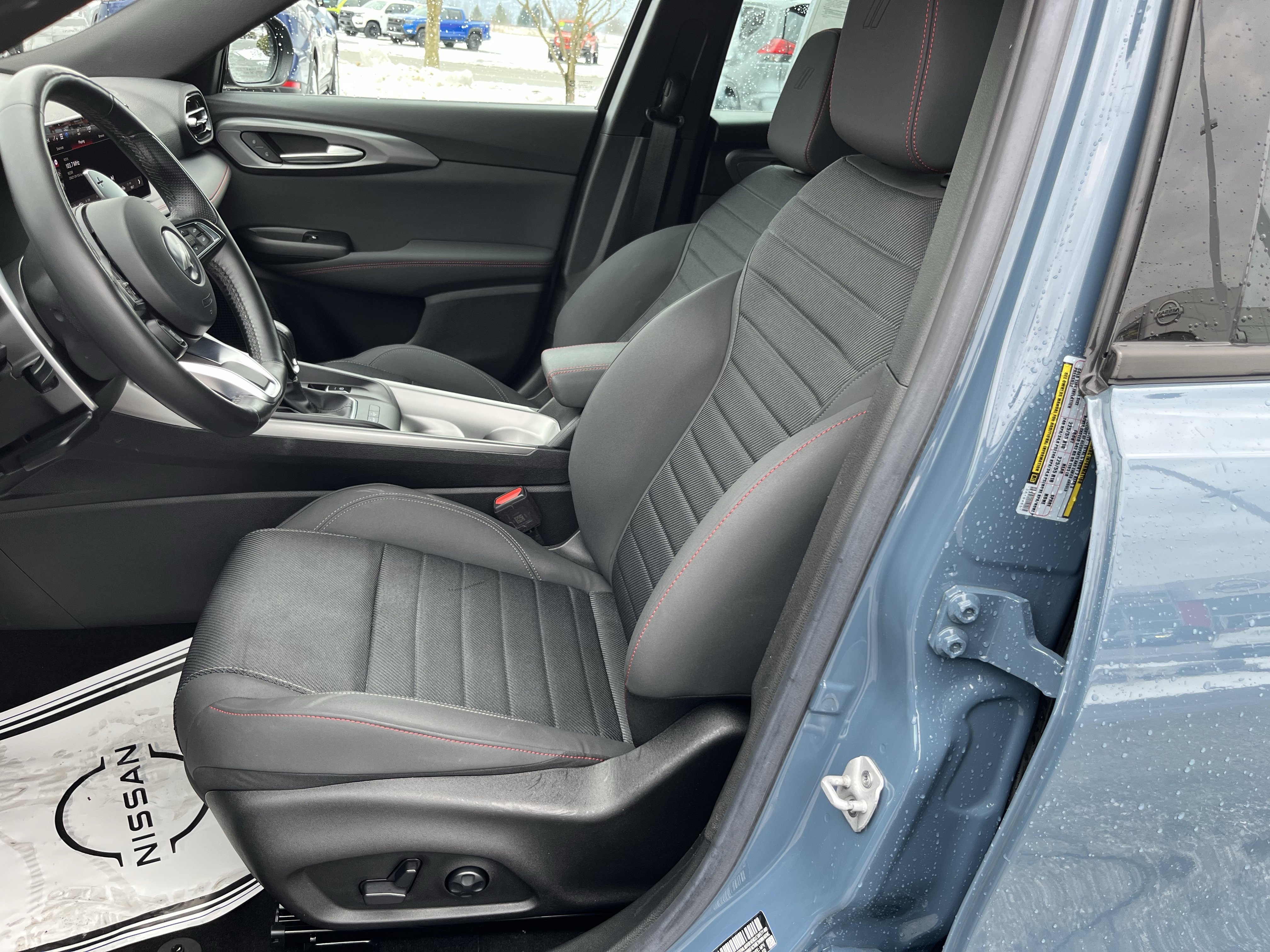 Used 2024 Dodge Hornet R/T w/ Tech Pack w/o Parking image 13