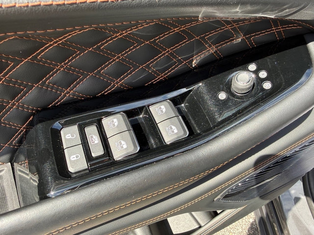 Used 2023 Jeep Grand Cherokee L Summit image 13