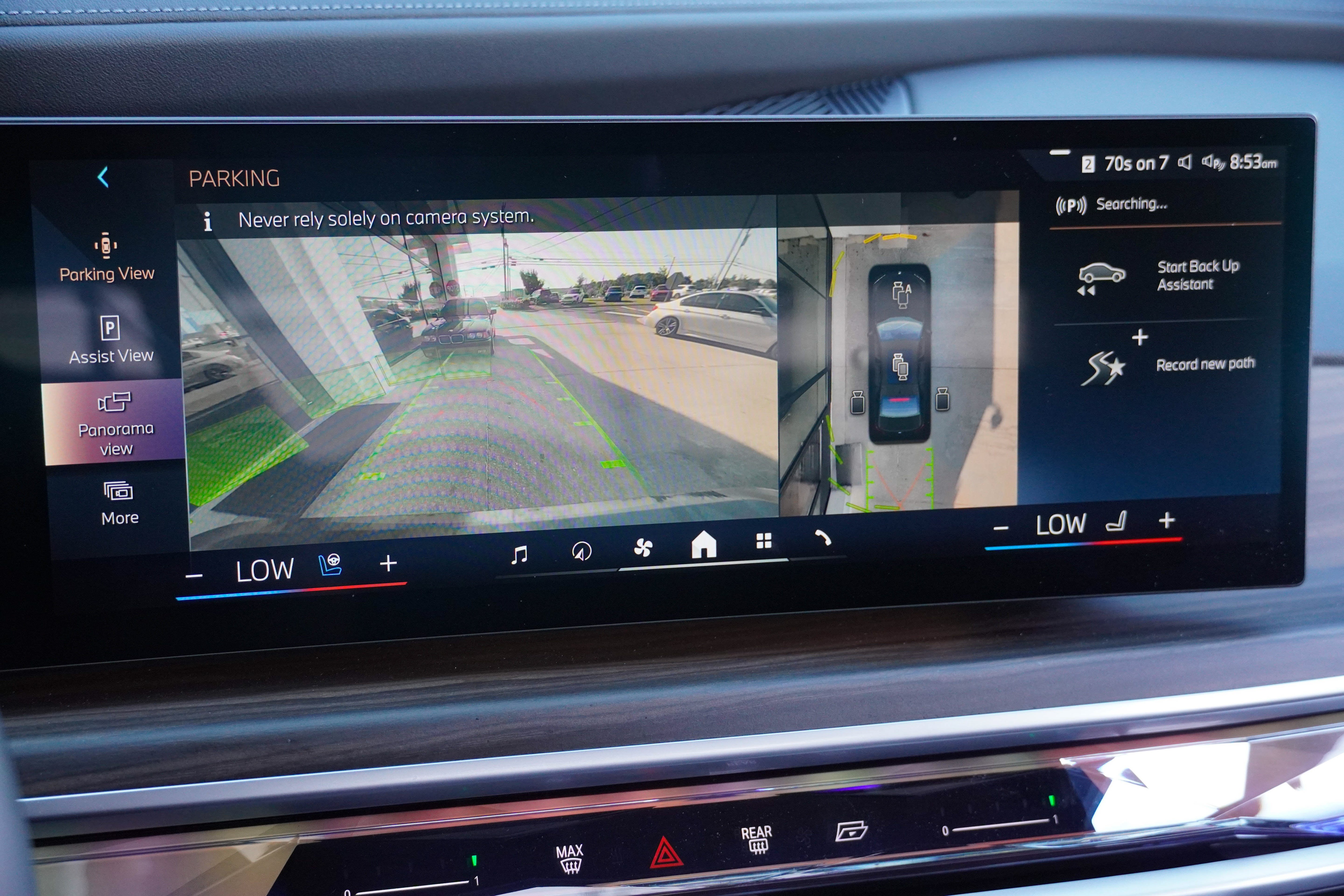 Certified 2023 BMW i7 xDrive60 w/ Executive Package 2 AWD/4WD image 27