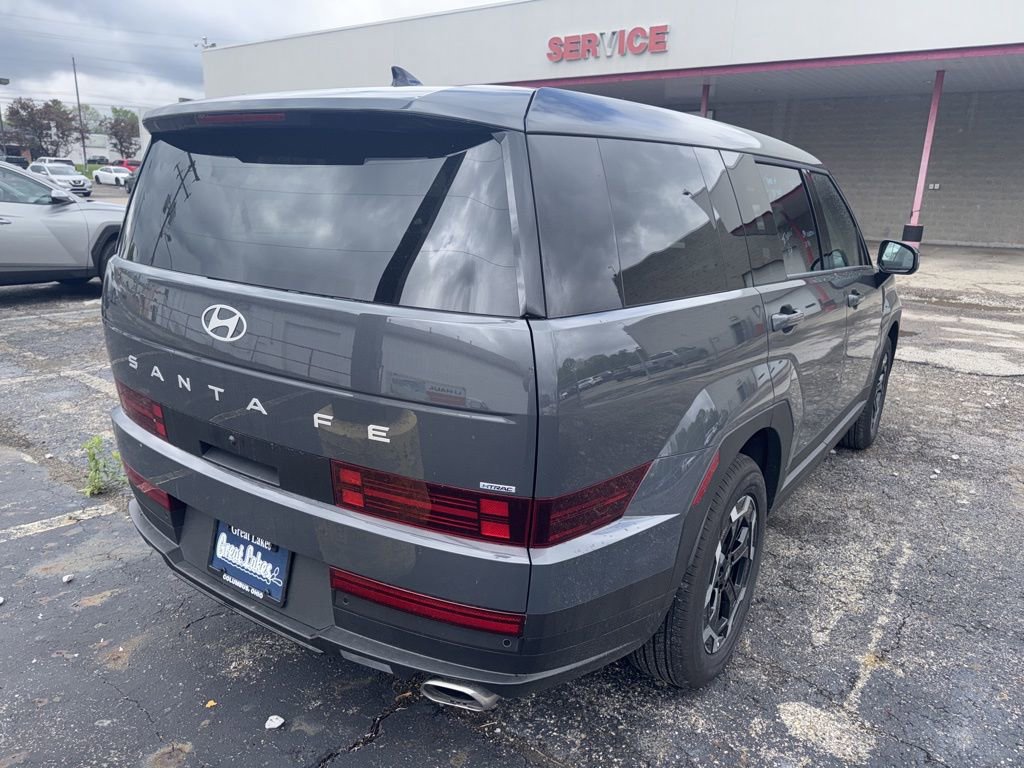 Certified 2026 Hyundai Santa Fe SE AWD/4WD image 4