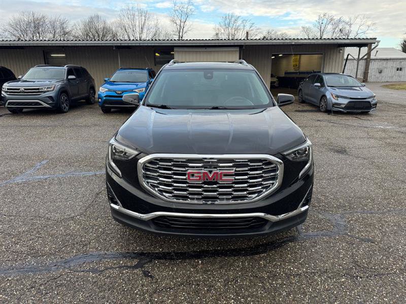 Used 2019 GMC Terrain SLT w/ Preferred Package image 2