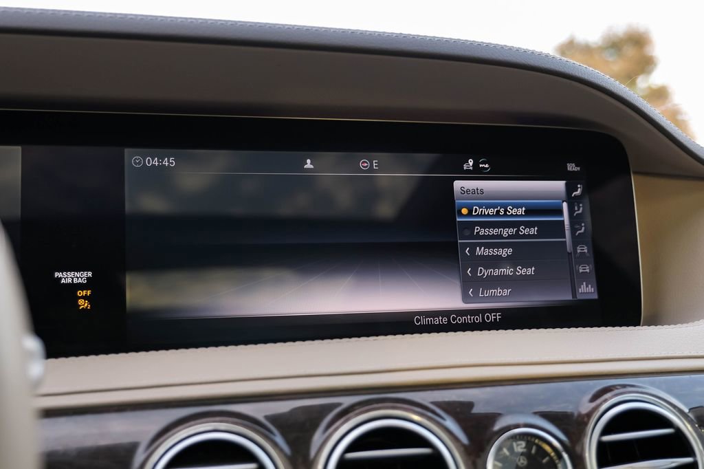 Used 2019 Mercedes-Benz S 560 4MATIC Sedan image 34