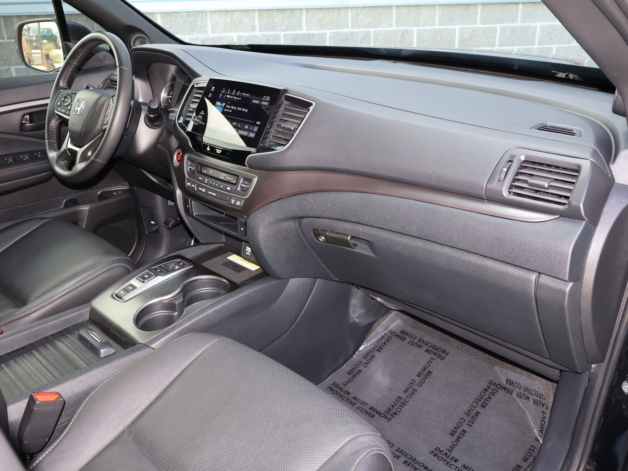 Used 2023 Honda Passport EX-L image 32
