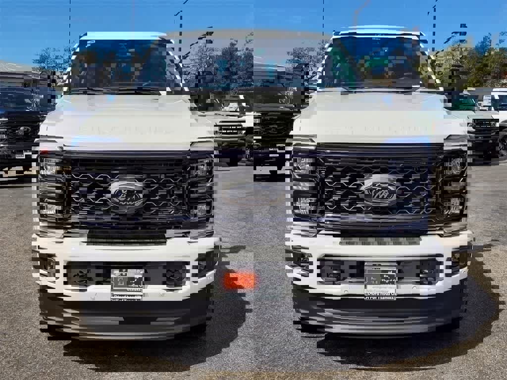 New 2025 Ford F250 Lariat w/ Lariat Ultimate Package image 9