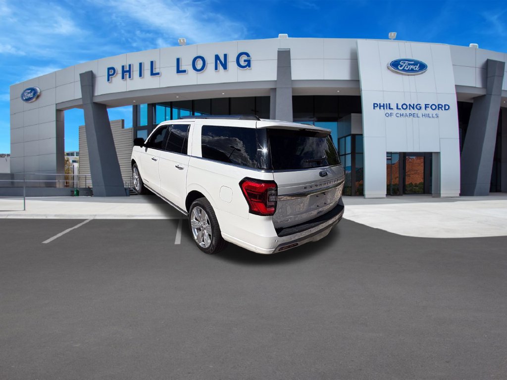 Used 2024 Ford Expedition Max Platinum AWD/4WD image 3