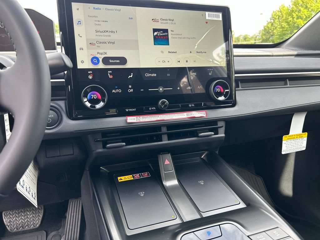 New 2026 Toyota C-HR AWD/4WD image 17