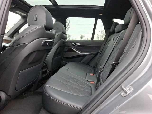 Used 2026 BMW X5 xDrive40i image 10
