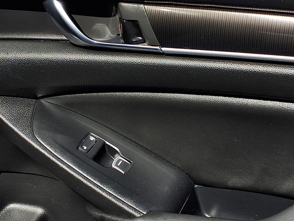 Used 2019 Honda Accord Sport image 23