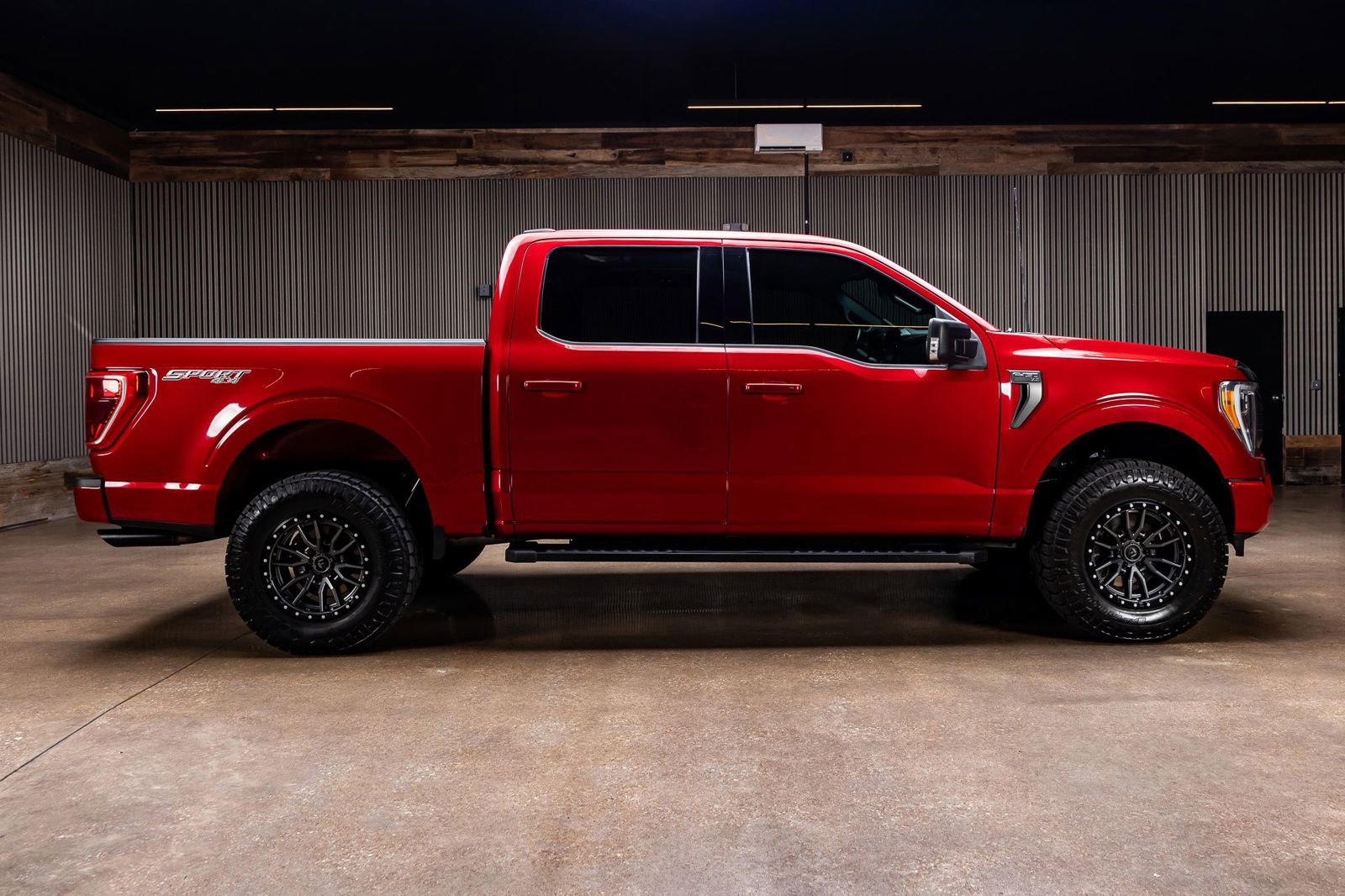 Used 2021 Ford F150 XLT w/ Equipment Group 302A High AWD/4WD image 10