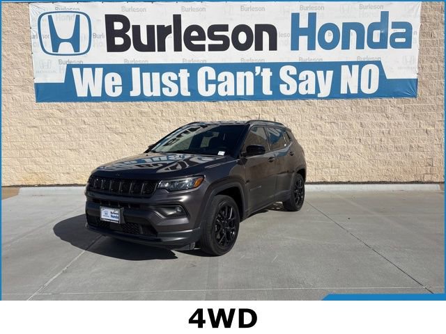 Used 2023 Jeep Compass Altitude