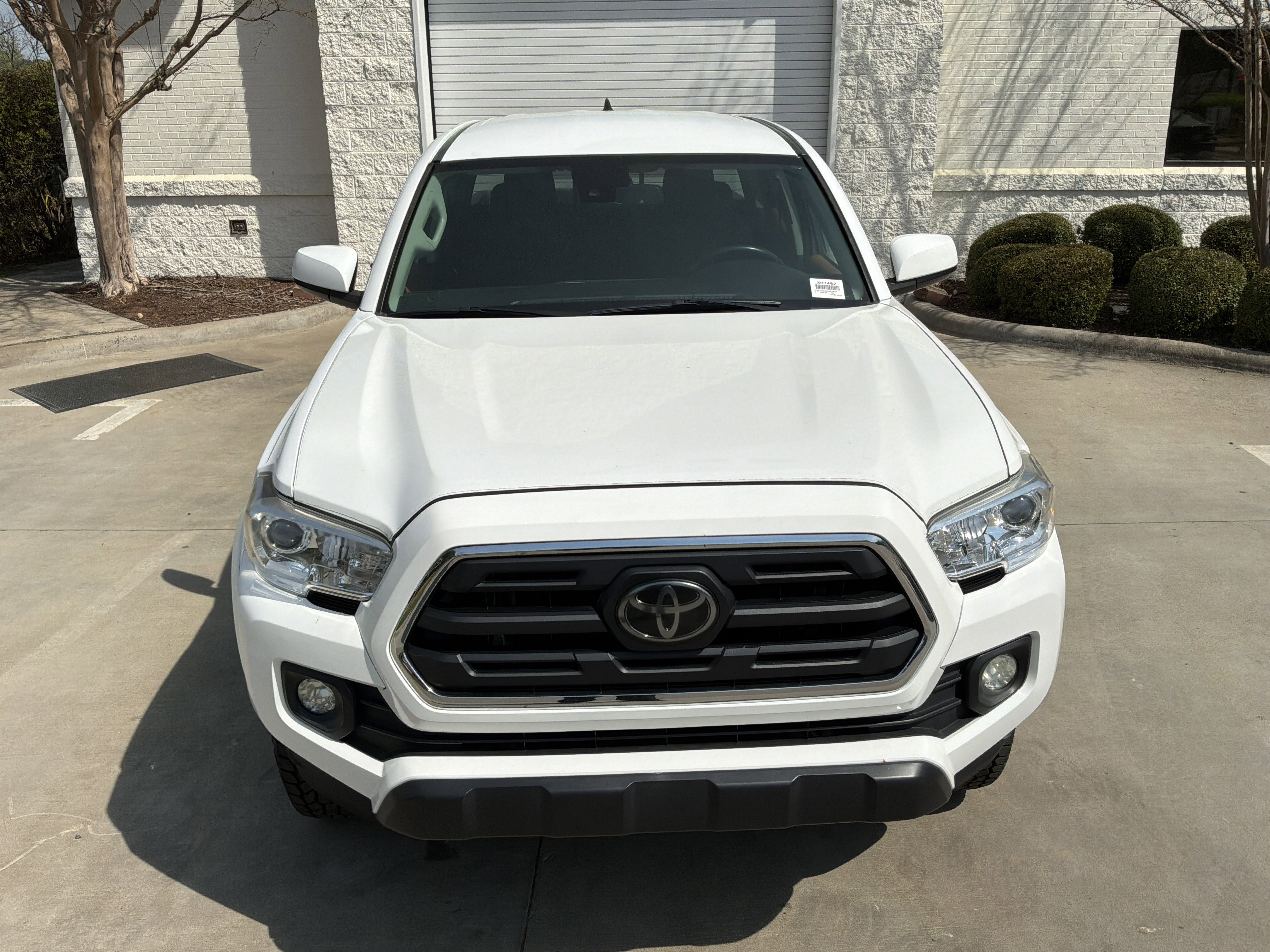 Used 2019 Toyota Tacoma SR5 RWD image 3