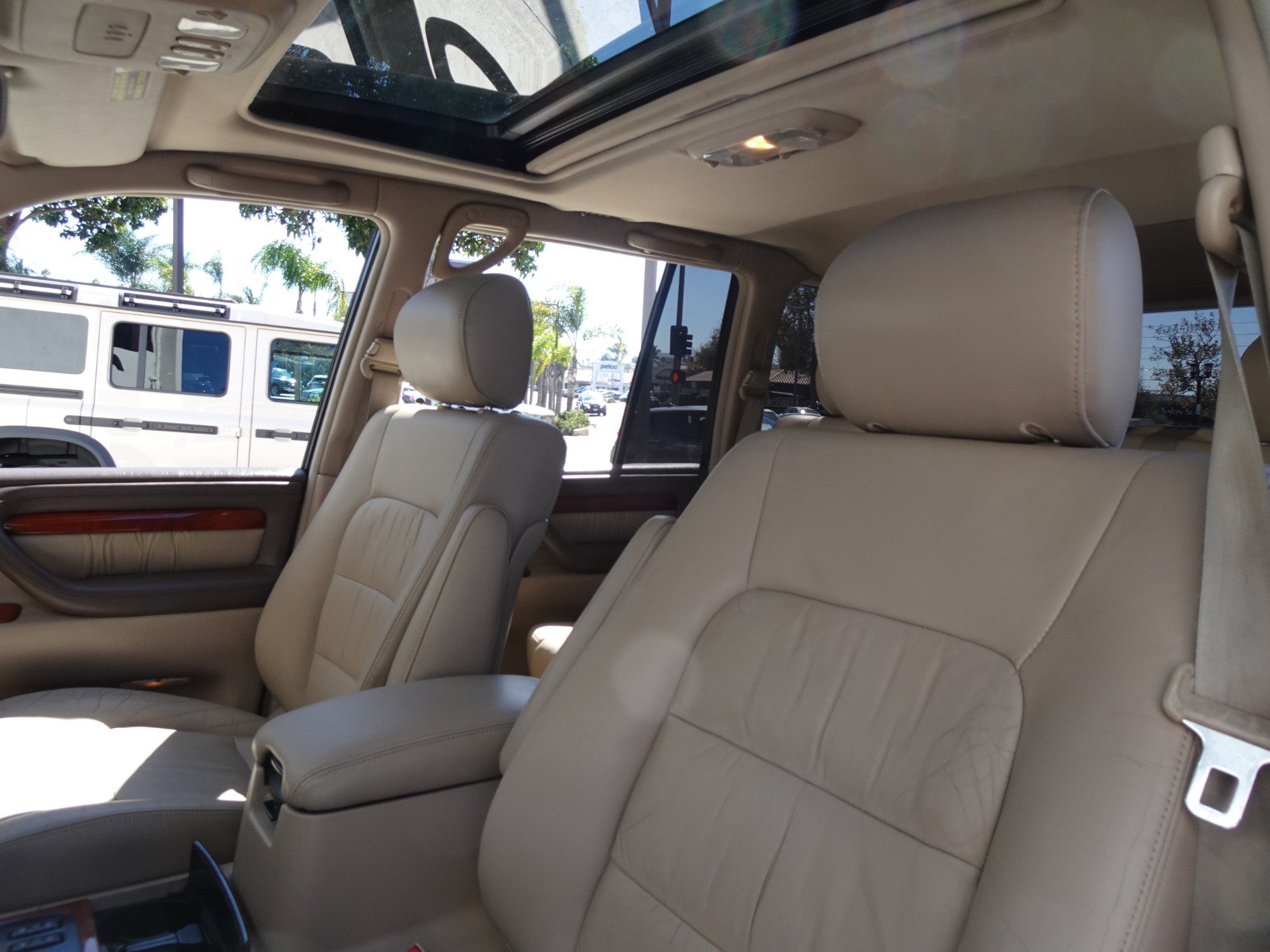 Used 2001 Lexus LX 470 4WD image 11