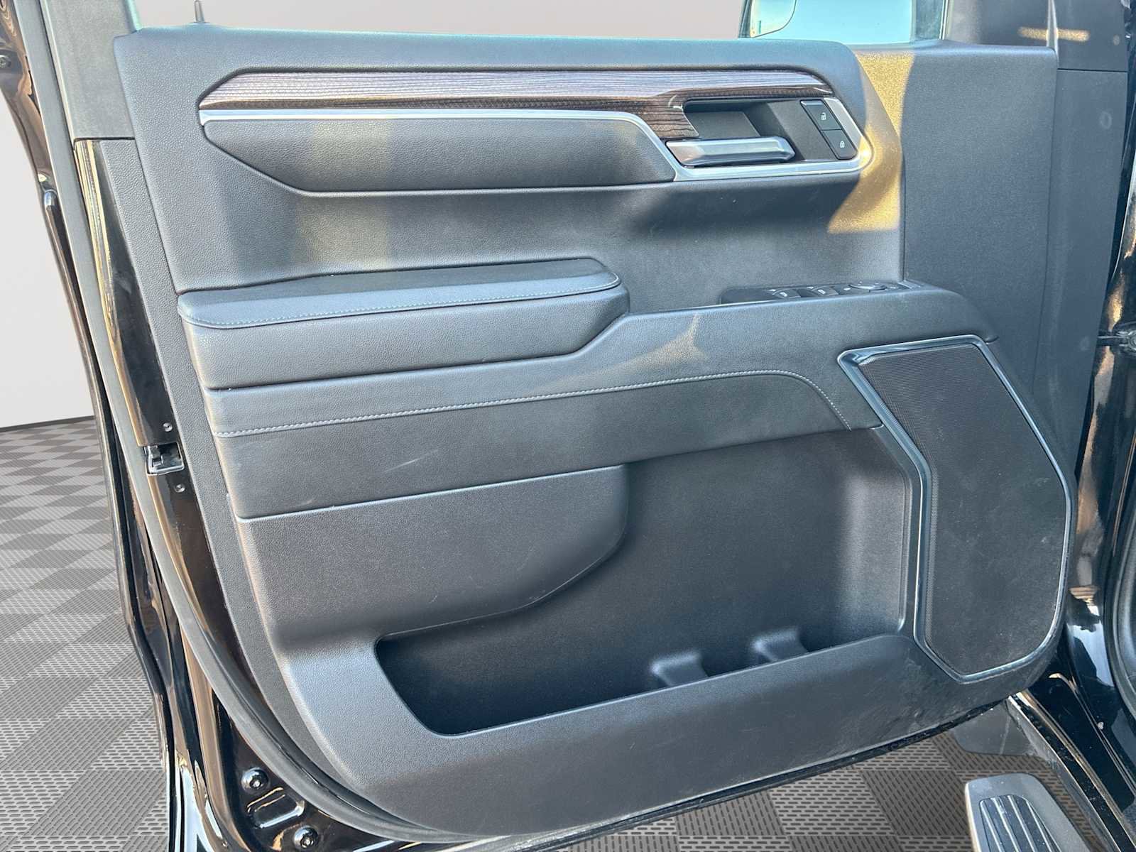 Used 2023 Chevrolet Silverado 1500 RST image 21