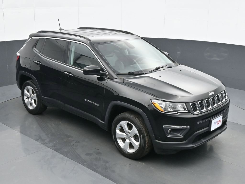 Used 2018 Jeep Compass Latitude w/ Popular Equipment Group image 24