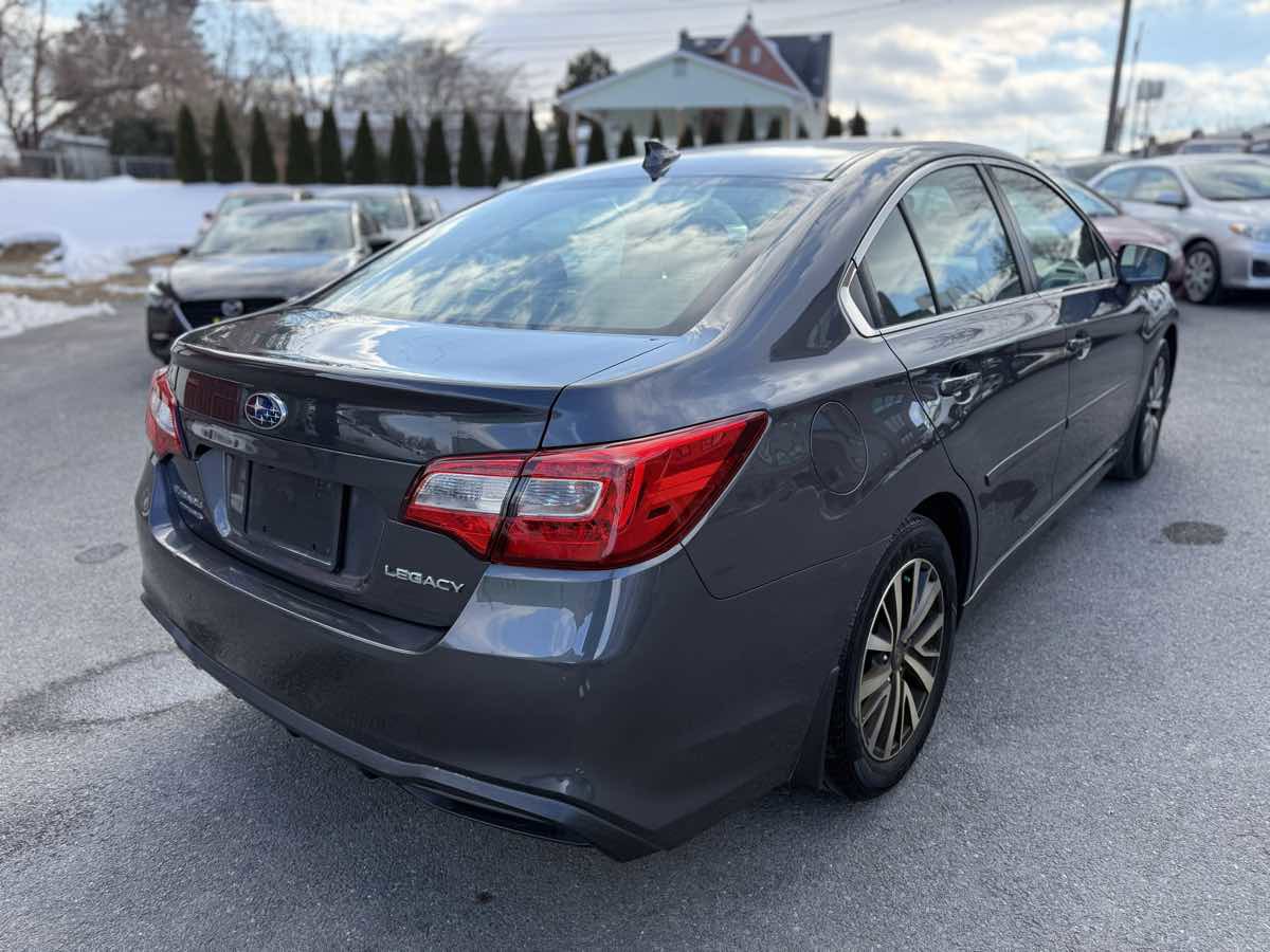 Used 2018 Subaru Legacy 2.5i Premium image 7