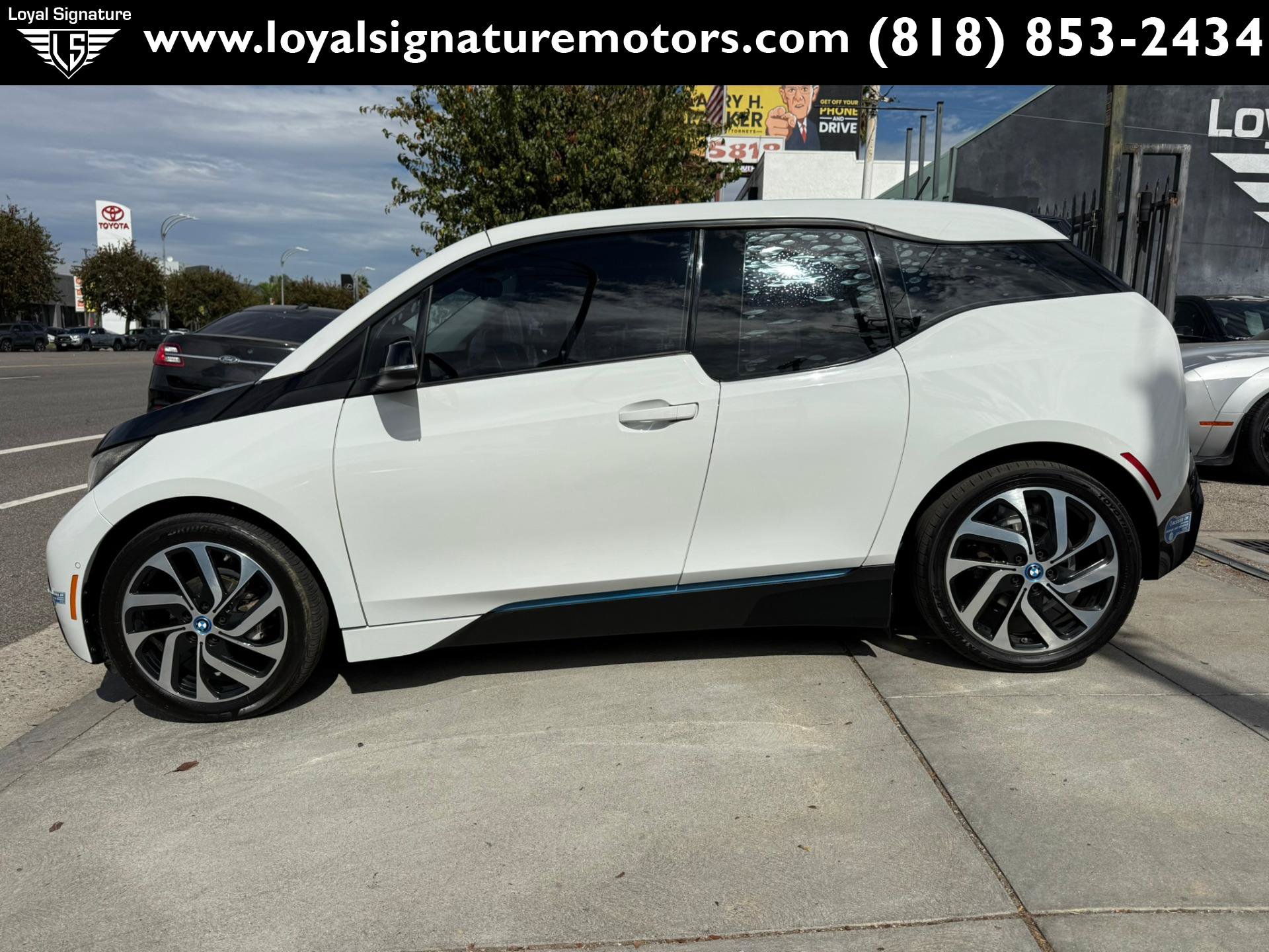 Used 2017 BMW i3 w/ Range Extender RWD image 4