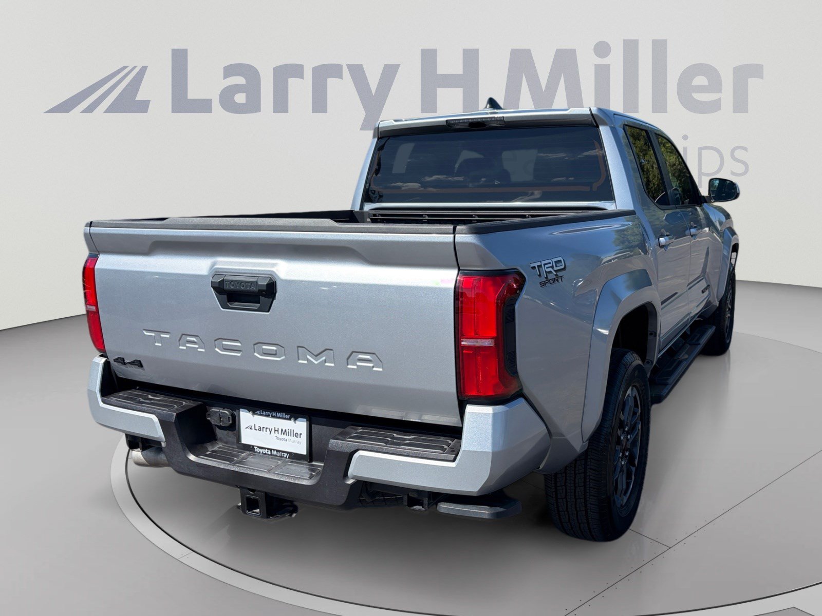 Certified 2025 Toyota Tacoma TRD Sport AWD/4WD image 5