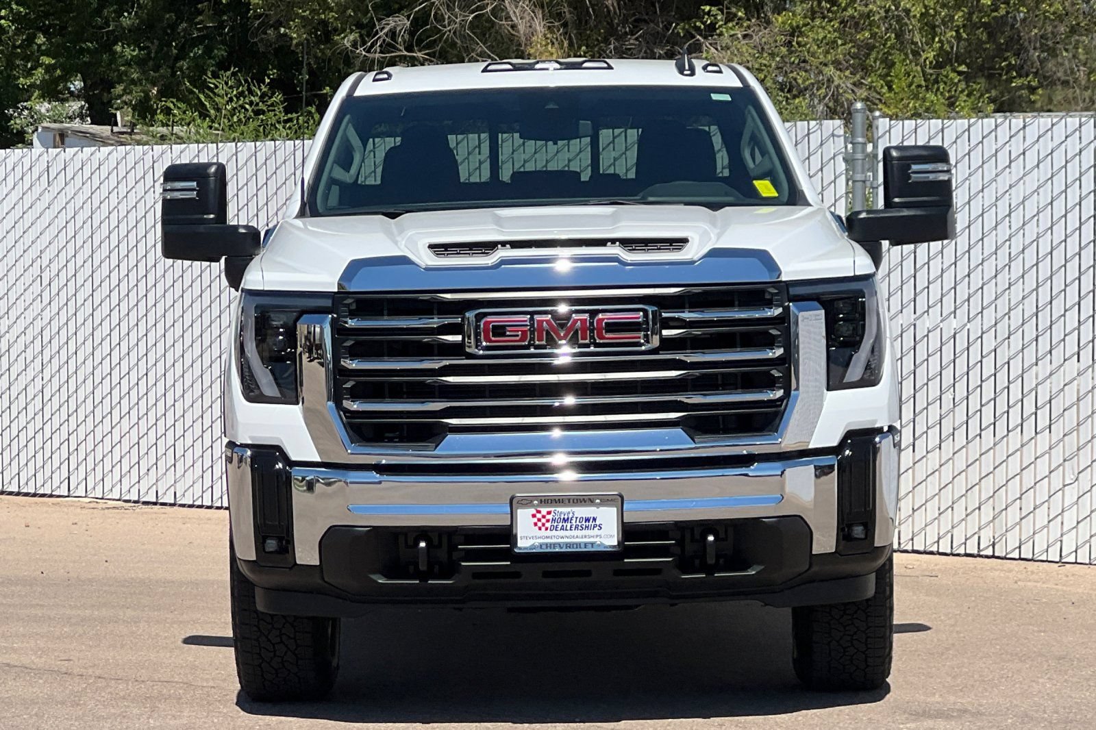 New 2026 GMC Sierra 2500 SLE w/ SLE Value Package; AWD/4WD image 6