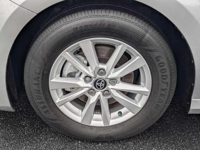 Used 2025 Toyota Camry LE image 11