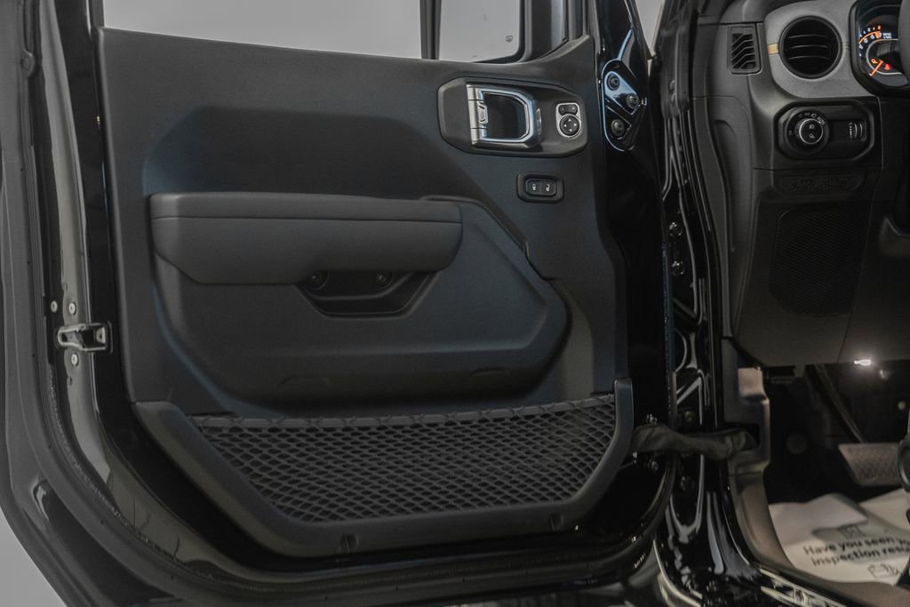 New 2025 Jeep Gladiator Sport image 34