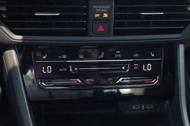 Used 2025 Volkswagen Jetta Sport FWD image 13